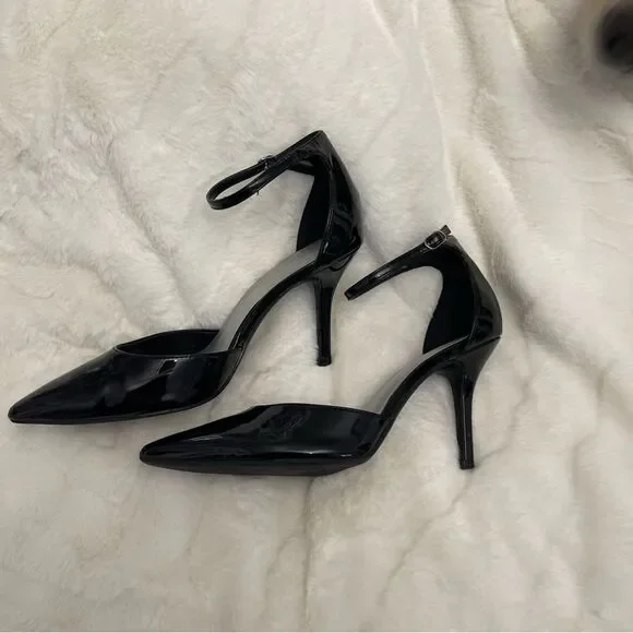 Nine West Pointed Toed Black Heels - Picture 3 of 6